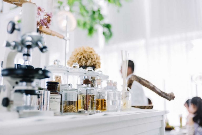 Top Natural Ingredients for Glowing Skin